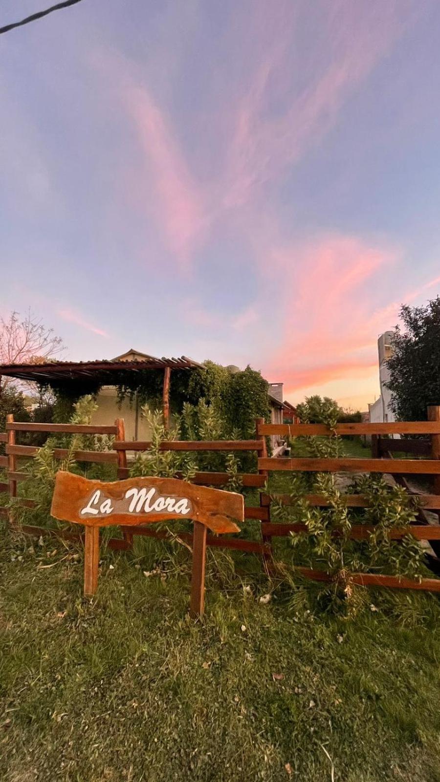 La Mora Villa Urquiza